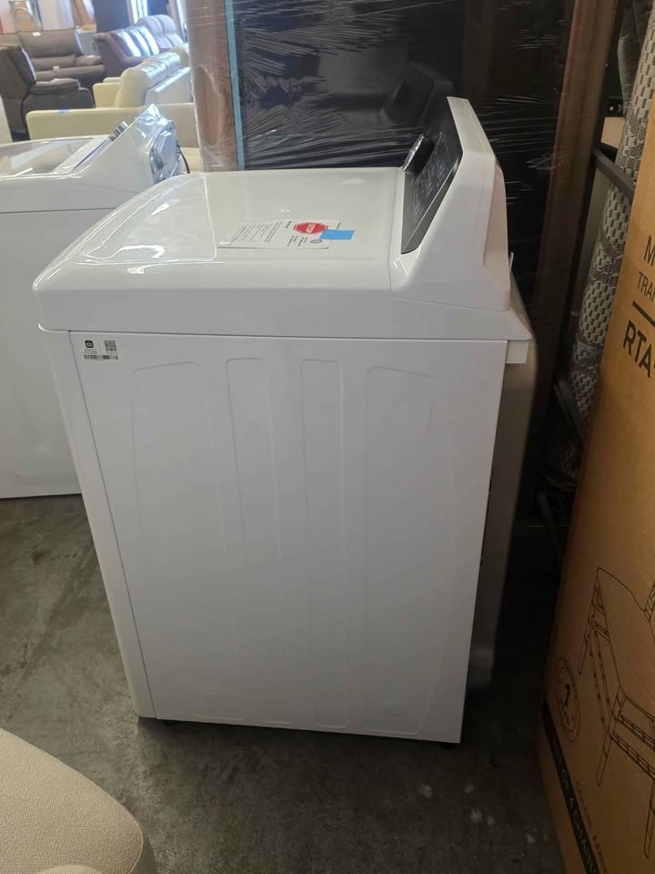 Midea 7.0 cu. ft. ELECTRIC Dryer with Sensor Dry - Image 8