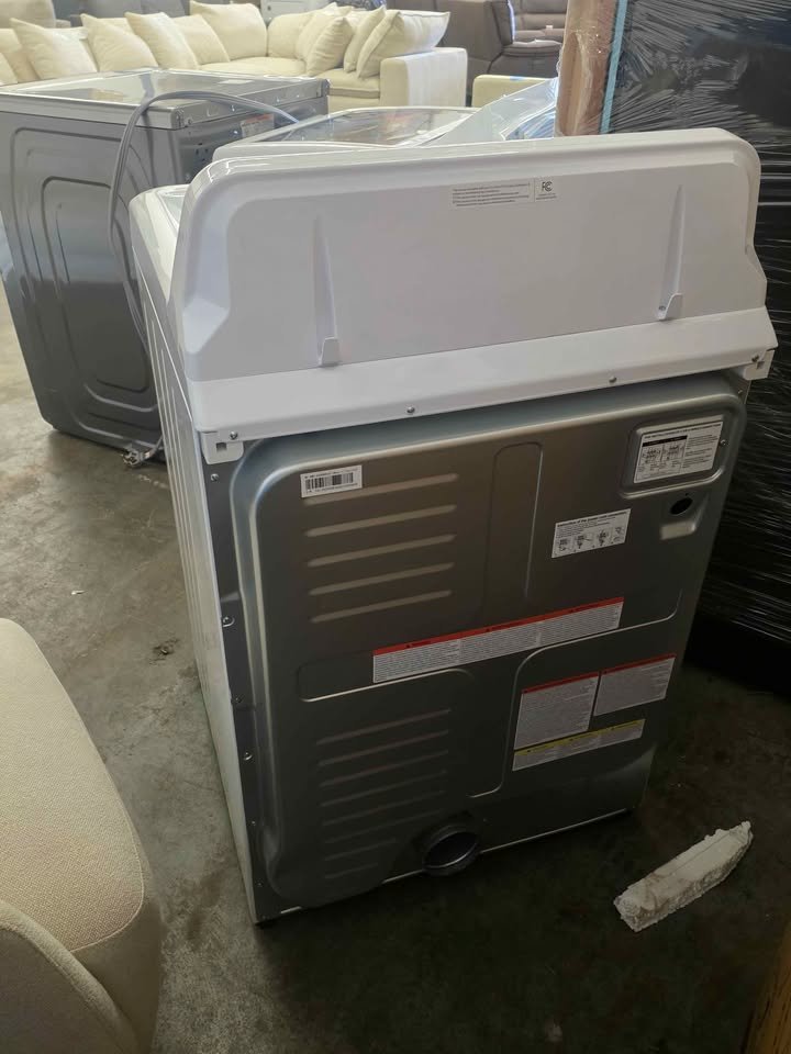 Midea 7.0 cu. ft. ELECTRIC Dryer with Sensor Dry - Image 9