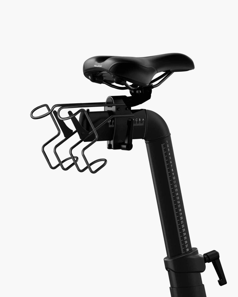 NordicTrack Commercial S22i Studio Cycle with UPGRADED 22” HD Touchscreen - Image 4