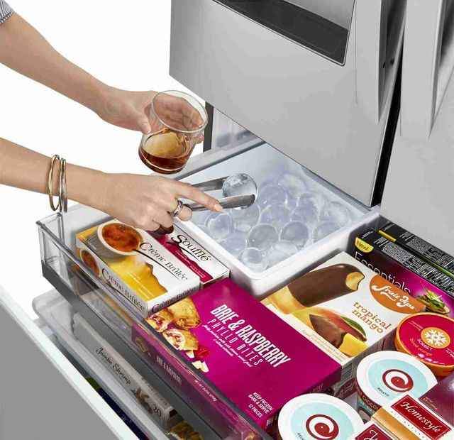 30 cu. ft. Smart wi-fi Enabled Door-in-Door Refrigerator with Craft Ice Maker - Image 7