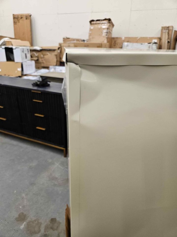 HON Brigade 700 Series 4-Drawer Lateral File Cabinet ( Slight Dent on the back ) - Image 6
