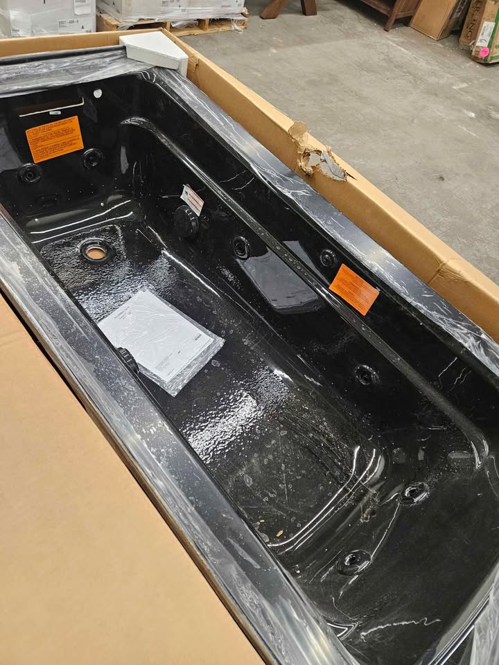 Kohler Archer 66'' x 32'' drop-in bath with Bask heated surface and end drain - Image 5