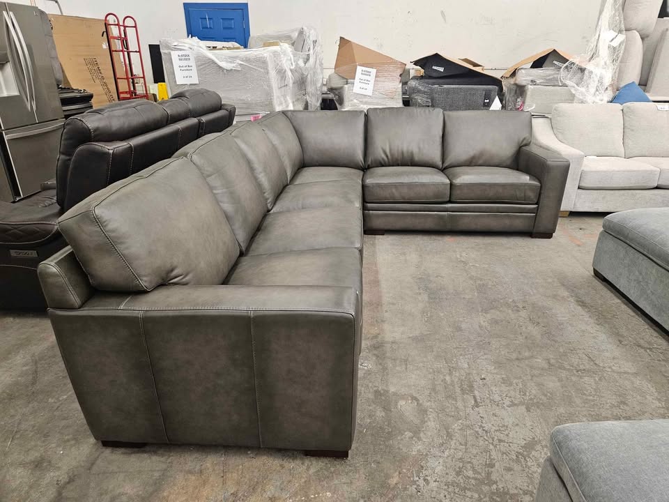 Luca 4-piece Top Grain Leather Sectional - Image 4