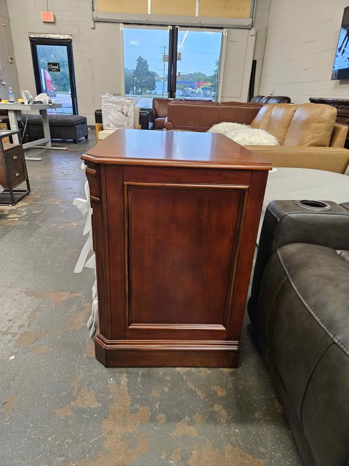 Hooker Furniture Home Office Brookhaven Lateral File Cabinet - Image 7