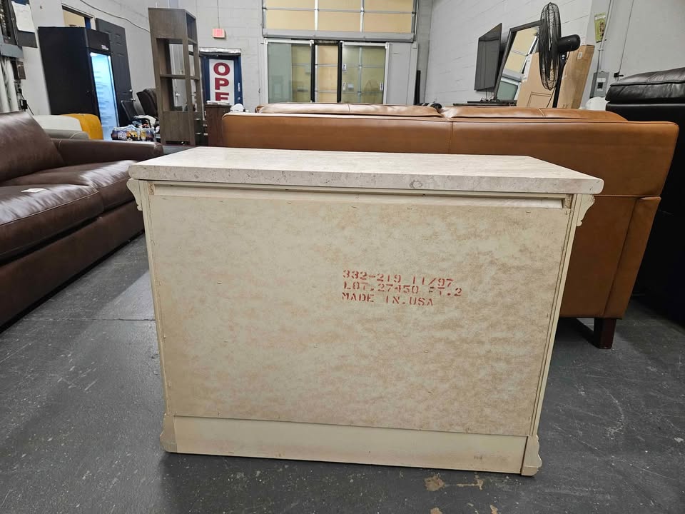 Bernhardt Furniture Large Natural Oak Stone Top Bachelor Chests - Image 5