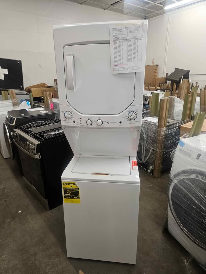 GE Unitized Spacemaker 2.3 cu. ft. Capacity Washer with Stainless Steel Basket and 4.4 cu. ft. Capa - Image 7