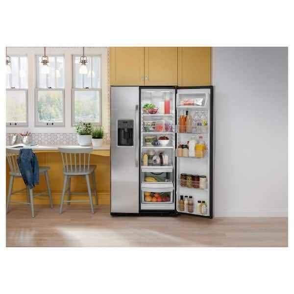 GE. 25.3 cu. ft. Side by Side Refrigerator in Fingerprint Resistant Stainless Steel, Standard Depth - Image 5