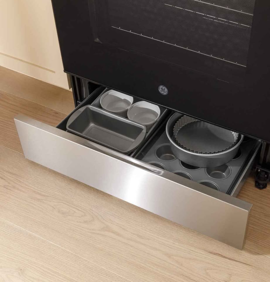 GE ENERGY STAR 30" Free-Standing Electric Range with Crisp Mode - Image 7