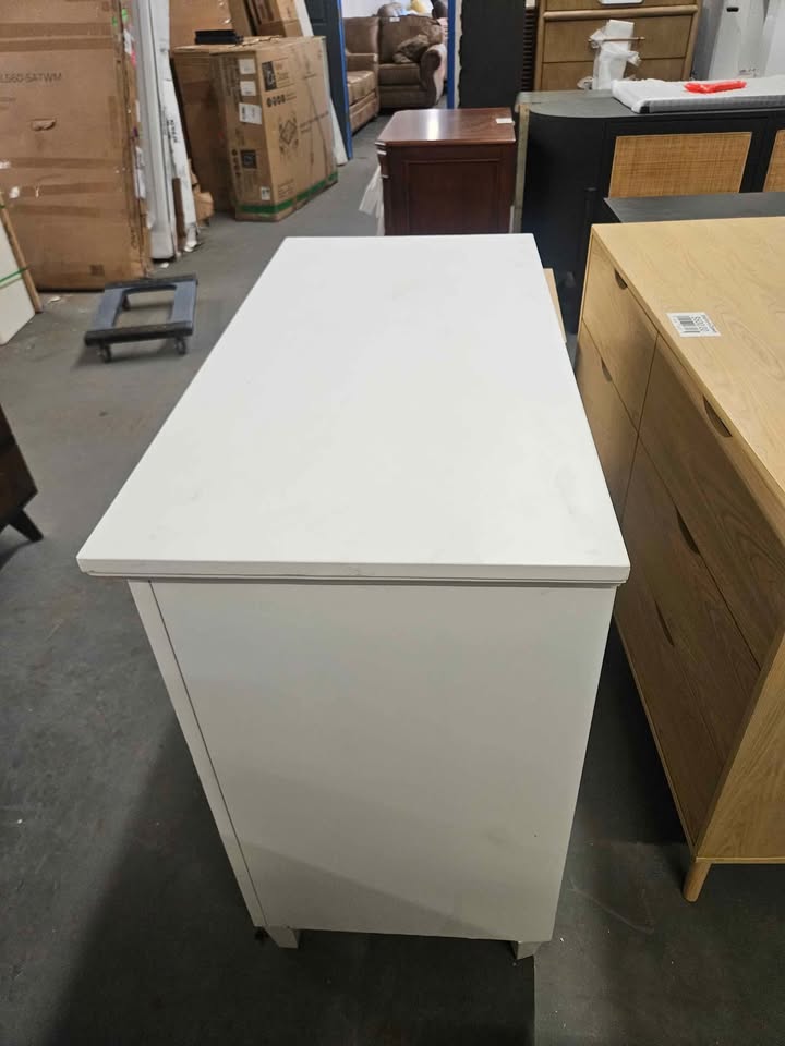Monica 39'' W 3 - Drawer Dresser - Image 8