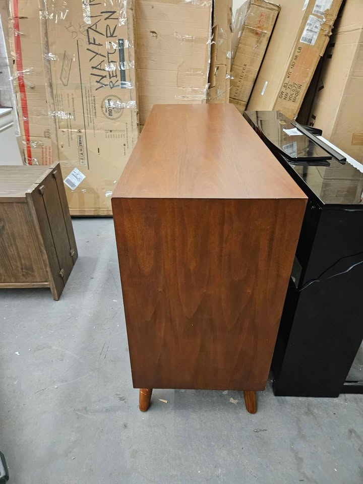 Williams 7-Drawer Dresser - Image 7