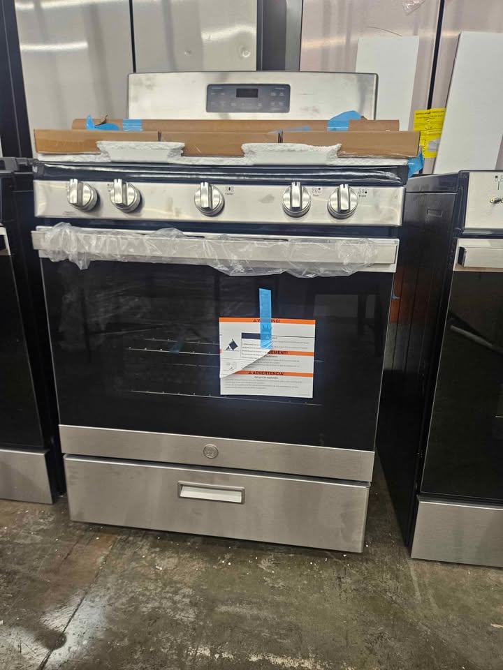 GE 30" Free-Standing Gas Range - Image 7