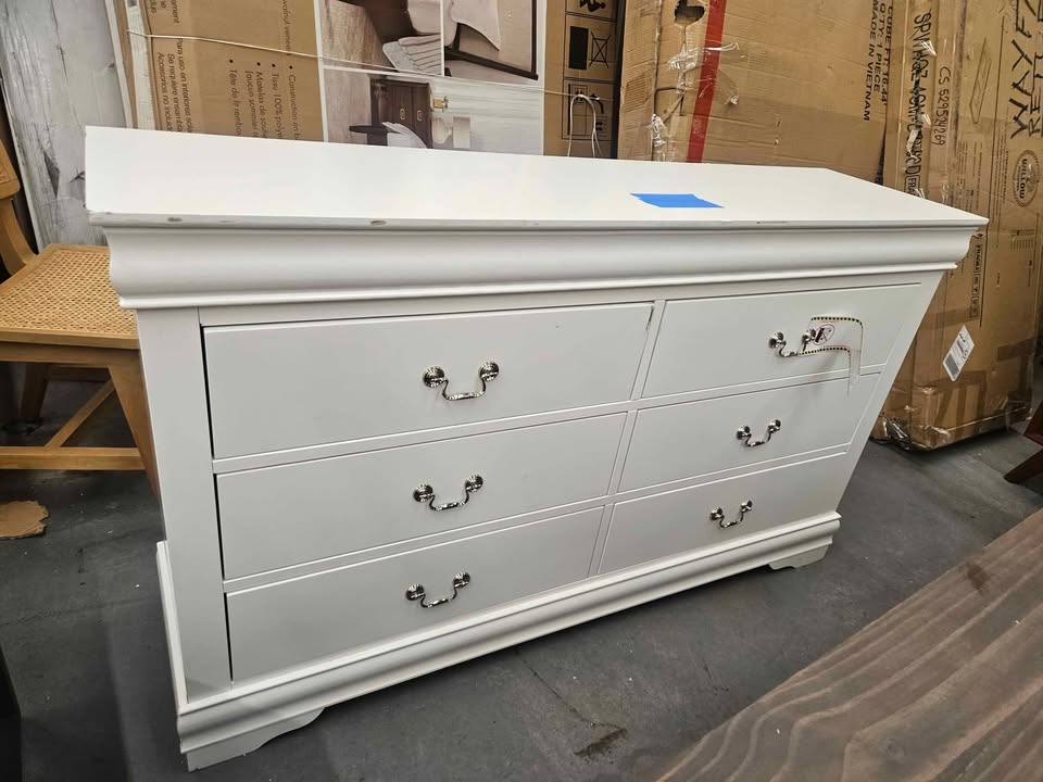White Dewin 6 Drawer Dresser - Image 5