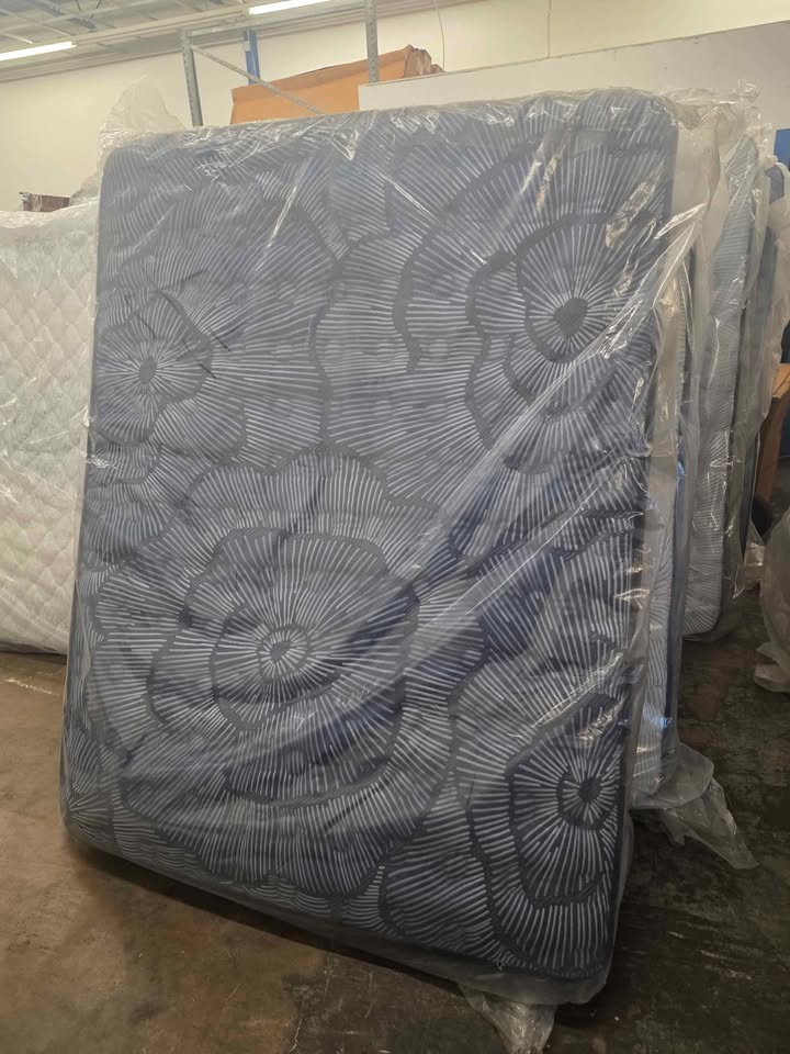 Serta Perfect Sleeper Cobalt Calm Medium Pillowtop ( Queen ) - Image 10