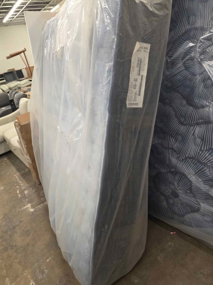 Serta Classic Exclusive 13" Firm Tight Top - Full - Image 8