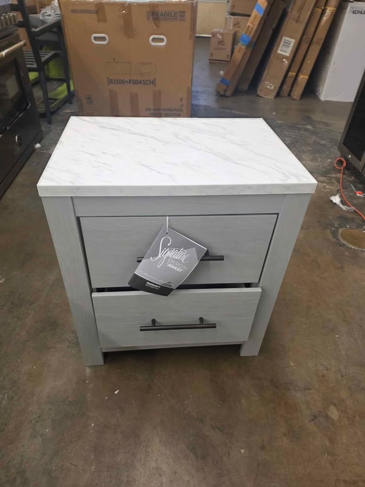 Cottonburg 22" 2 Drawer Nightstand - Image 6