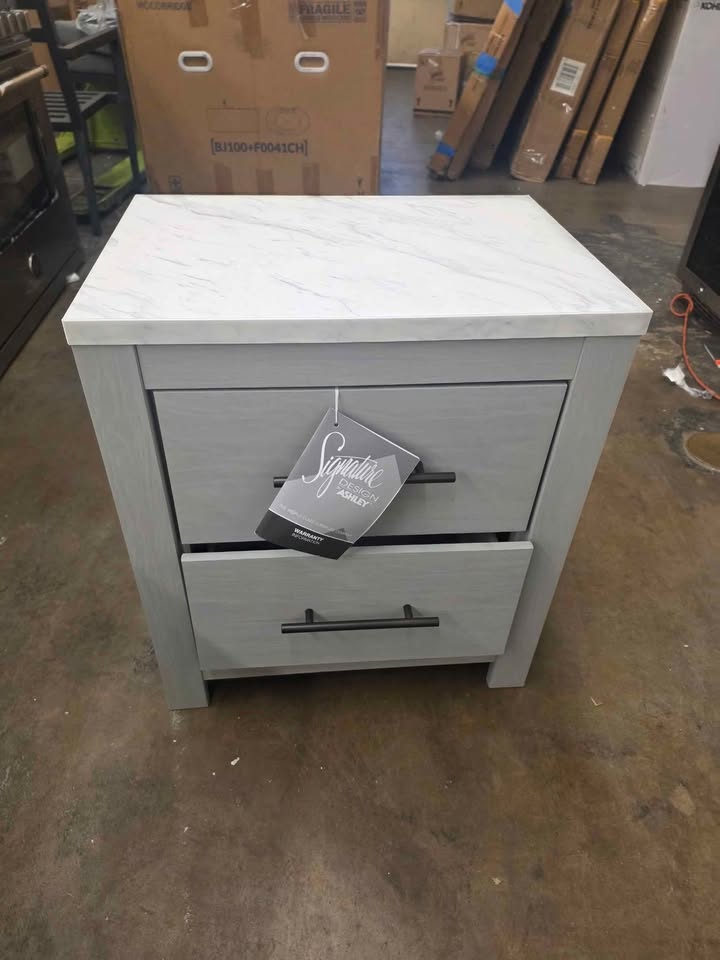 Cottonburg 22" 2 Drawer Nightstand - Image 7