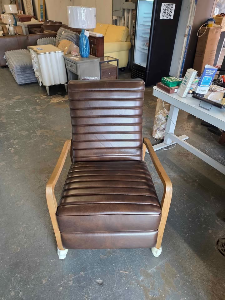 Henrik Leather Pushback Recliner - Image 6