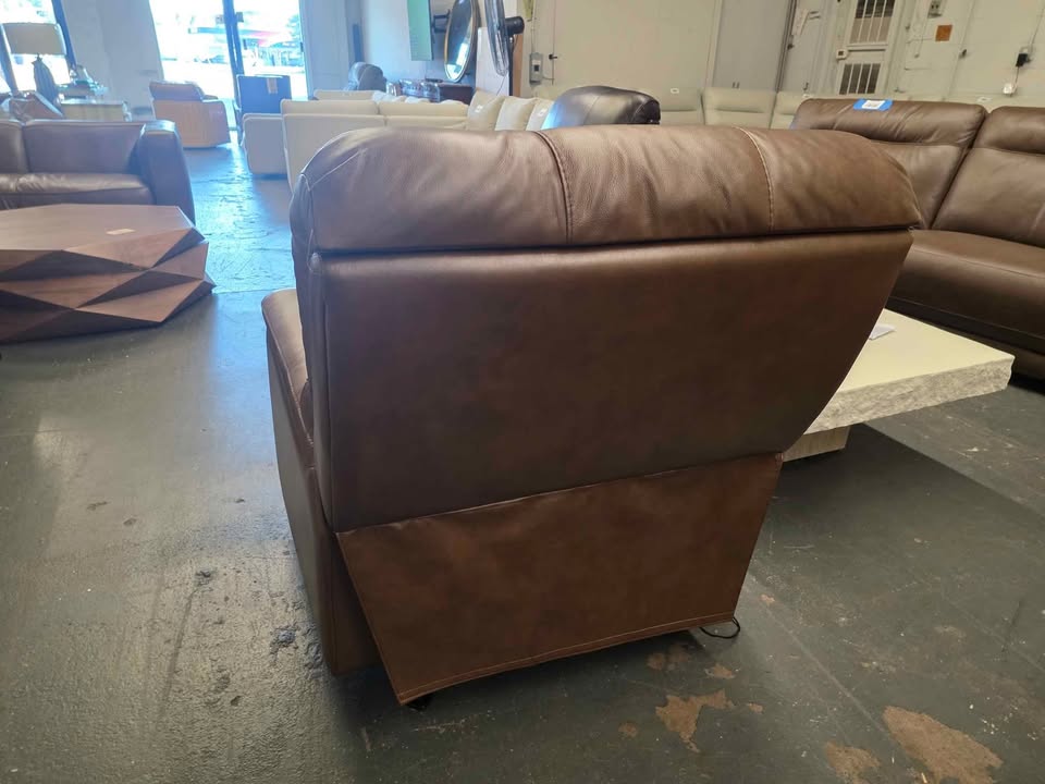 Barcalounger Presley Leather Power Rocker Recliner with Power Headrest - Image 10