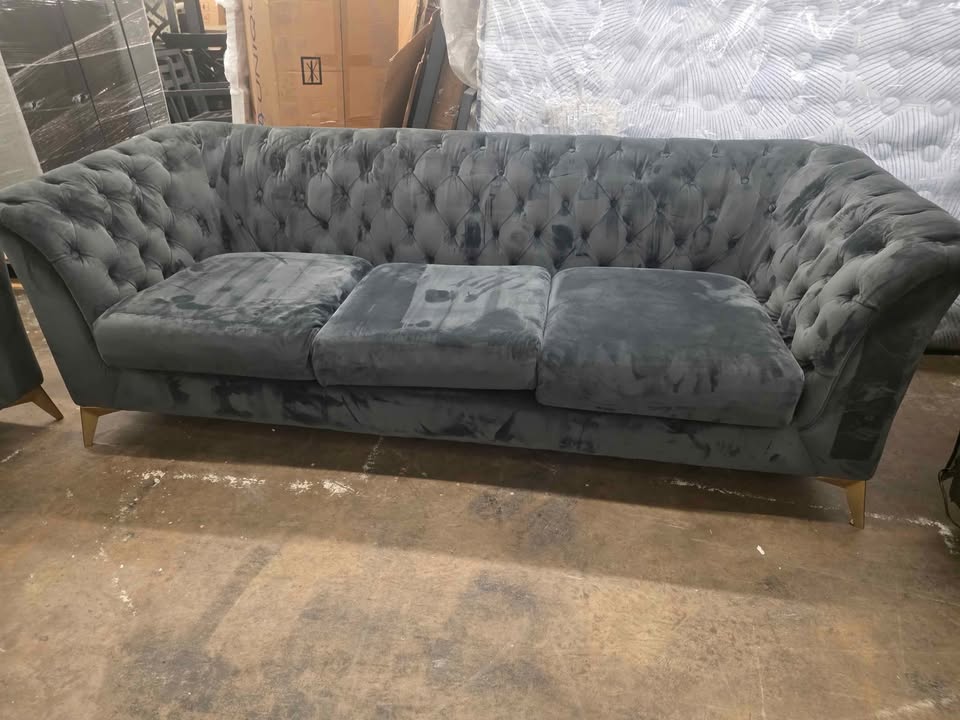 REEVES 2-PC VELVET SET - Image 8