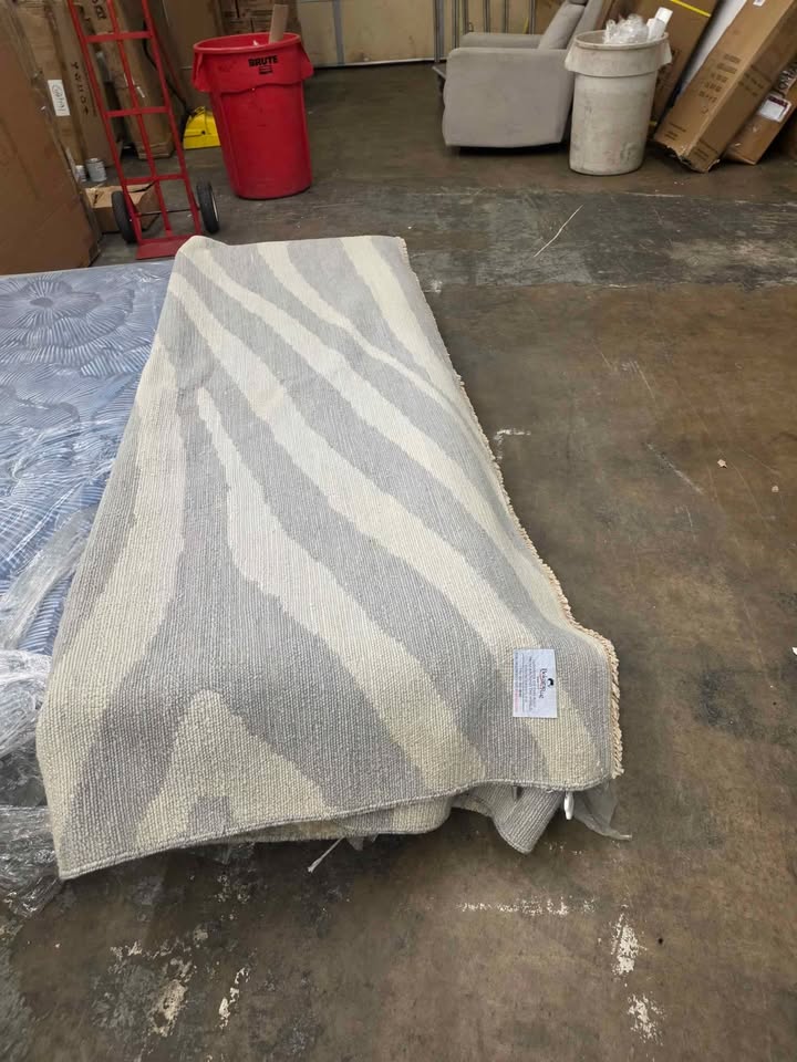 One-of-a-Kind 8' X 9'9" Area Rug in Bokara Rug_Co. Inc. ( Retails $2100.00 ) - Image 9