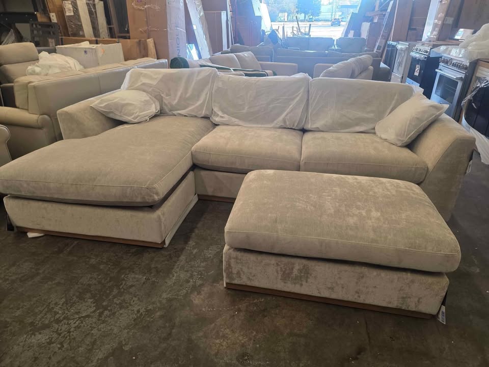 Henredon Caley Reversible Sofa Chaise with Ottoman - Image 6