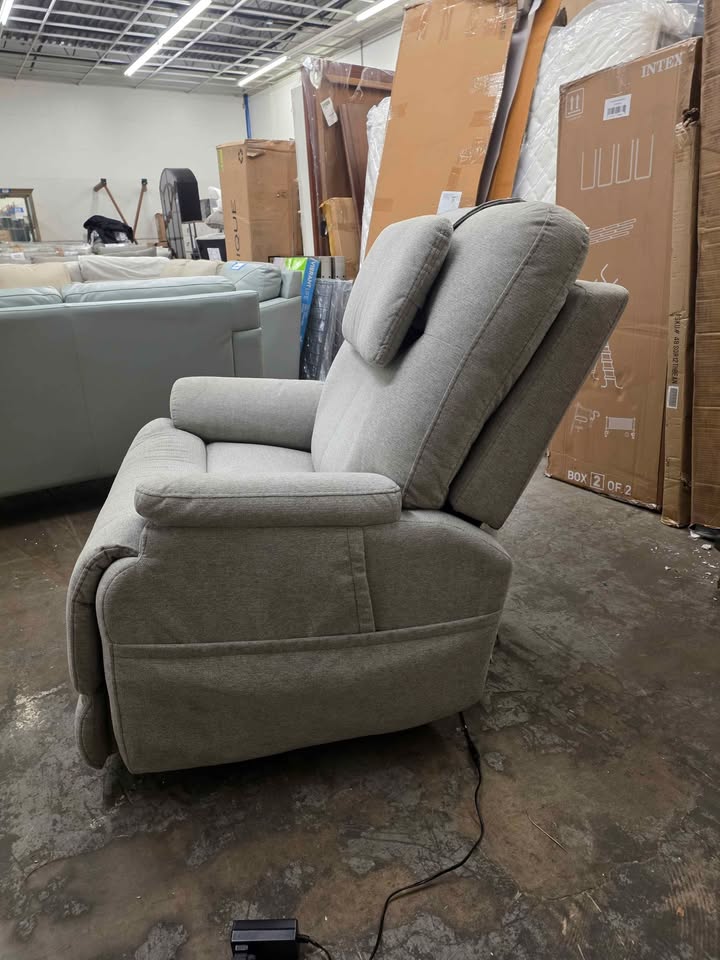 Flexsteel Zecliner Model 1 Power Lift Sleep Recliner - Image 8