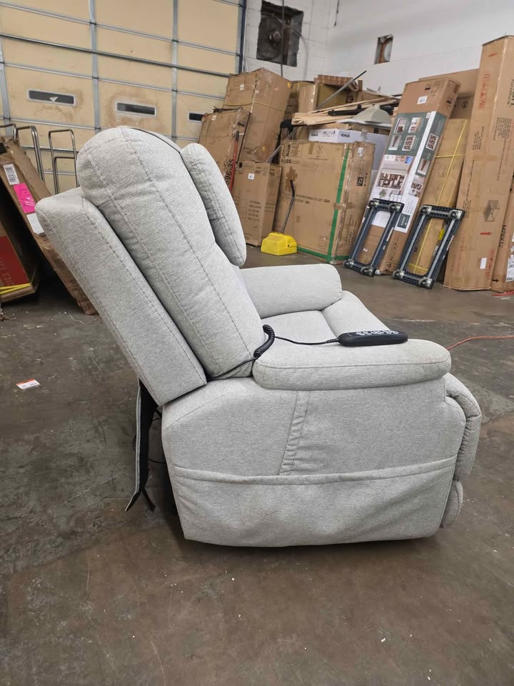 Flexsteel Zecliner Model 1 Power Lift Sleep Recliner - Image 10