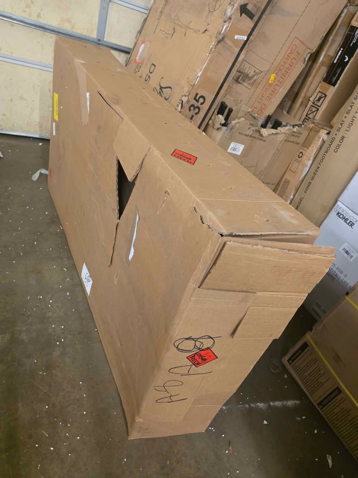 Highwood Hometown Weathered Acorn Rectangular Plastic Picnic Table Weathered Acorn - Image 10