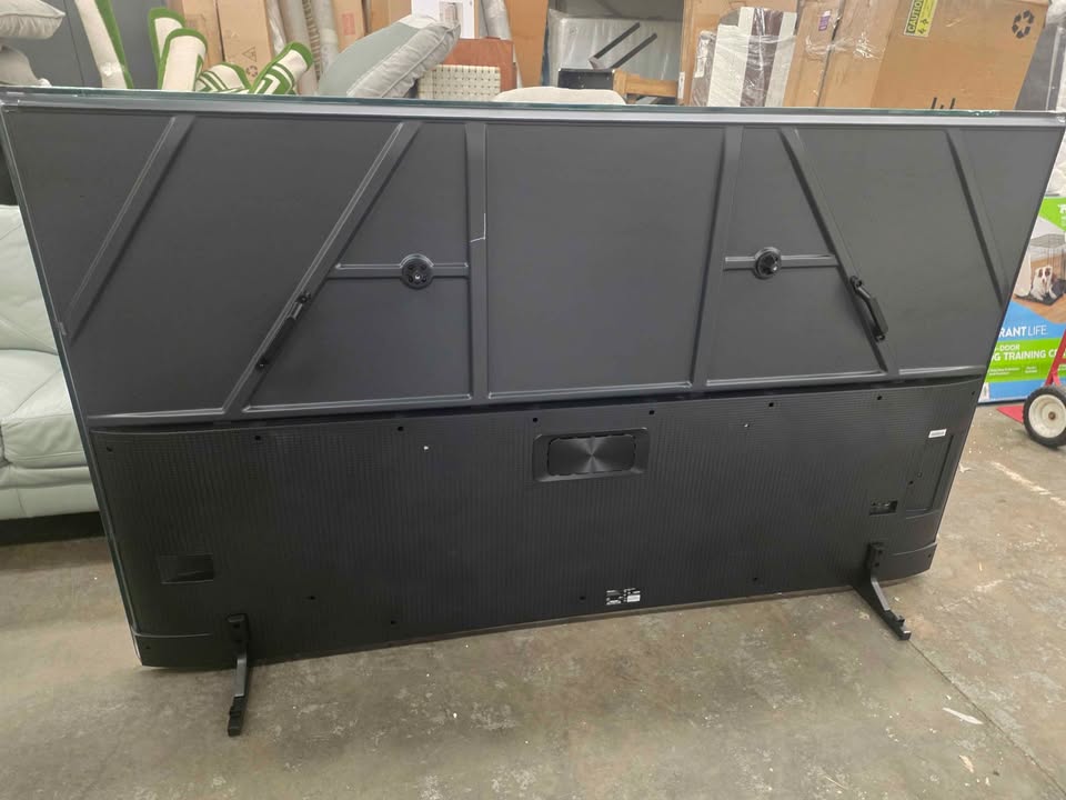 100" Class QD6 Series QLED 4K UHD HDR Smart Fire TV (2025) ( 100QD6QF ) - Image 8