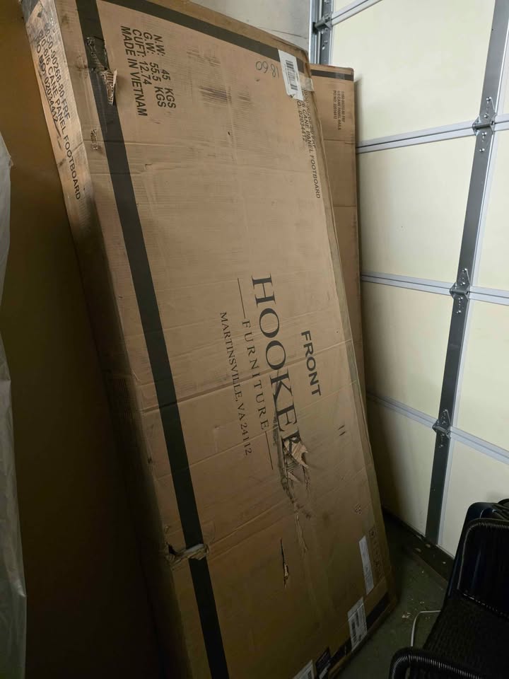 Retreat King Cane Panel Bed - Modern Zen & Island Oasis Fusion with Durable Wood Craftsmanship - Image 6