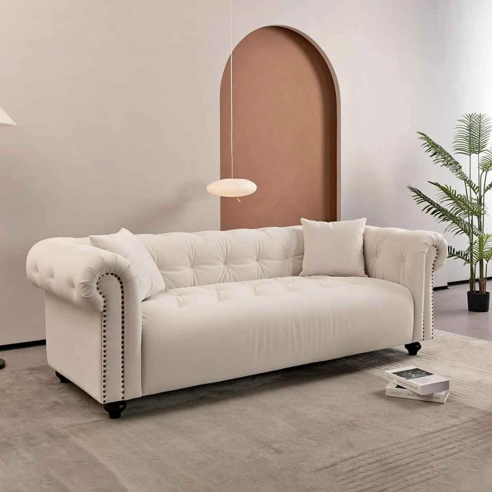 WKS12 Vintage Medieval Style Sofa, White, with 2 Throw Pillows IH270 ( Retails $3000.00 )