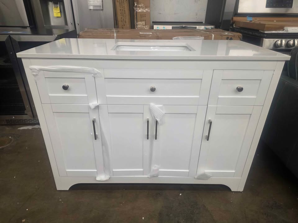 Elegant 48 In. Single Bathroom Vanity in White VF17048WH - Image 6