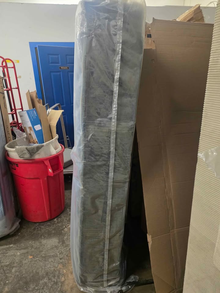 Beautyrest Black Series One 13.5" Extra Firm Tight Top - Twin - Image 6