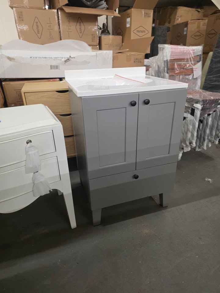 Kohler Poplin 24" Free Standing Single Vanity with Top - Image 2