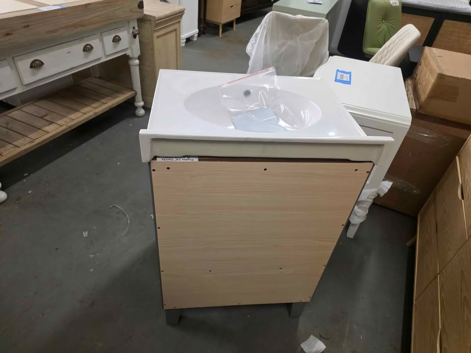 Kohler Poplin 24" Free Standing Single Vanity with Top - Image 7