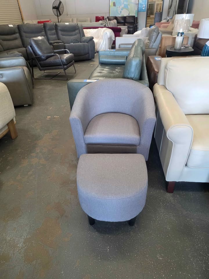 Take a Seat Churchill Cement Gray Fabric Accent Chair with Ottoma - Image 8