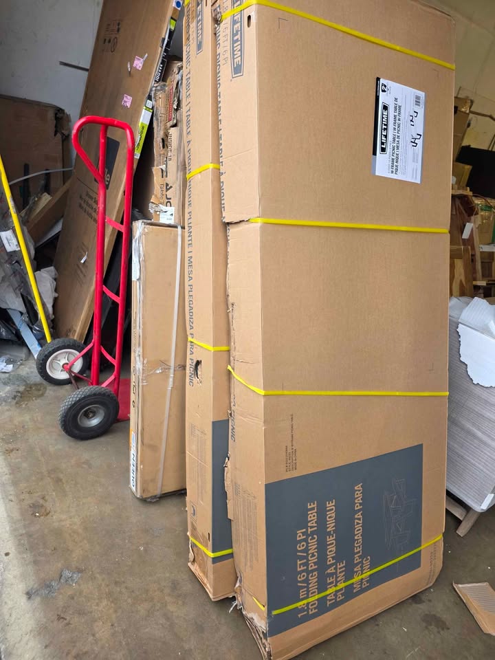 Lifetime Folding Picnic Tables 60233 A-Frame 6-Foot Top Brown - Image 8