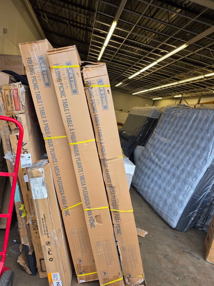 Lifetime Folding Picnic Tables 60233 A-Frame 6-Foot Top Brown - Image 9