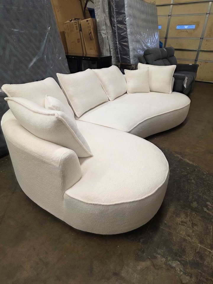 Curved Modern Modular Sectional Sofa With Mid - Century Boucle Design Left - Hand Placement - Image 6