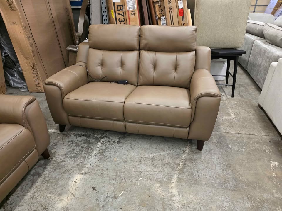 Malibu 2-piece Leather Power Reclining Set with Power Headrests – Sofa and Loveseat - Image 10