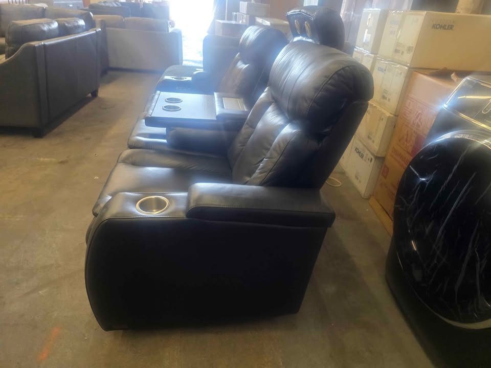 Zayne Leather Power Reclining Sofa with Power Headrests - Image 3