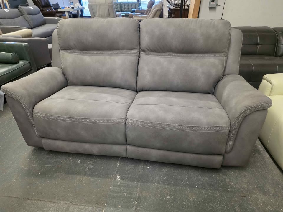 Next-Gen DuraPella Performance Fabric Dual Power Reclining Sofa - Image 7