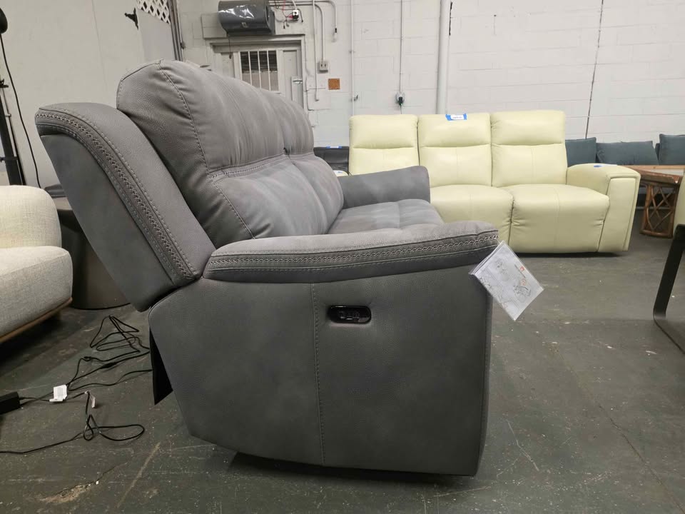 Next-Gen DuraPella Performance Fabric Dual Power Reclining Sofa - Image 8