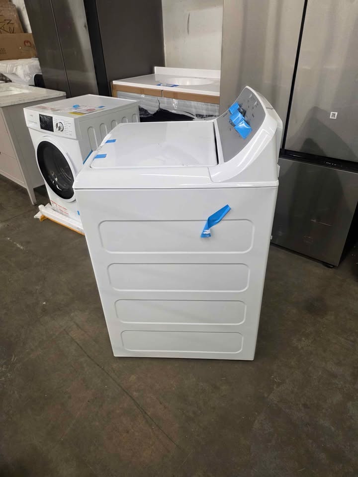 .3 cu. ft. Top Load Washer in White with Dual Action Agitator and Cold Plus, Sanitize with Oxi - Image 9