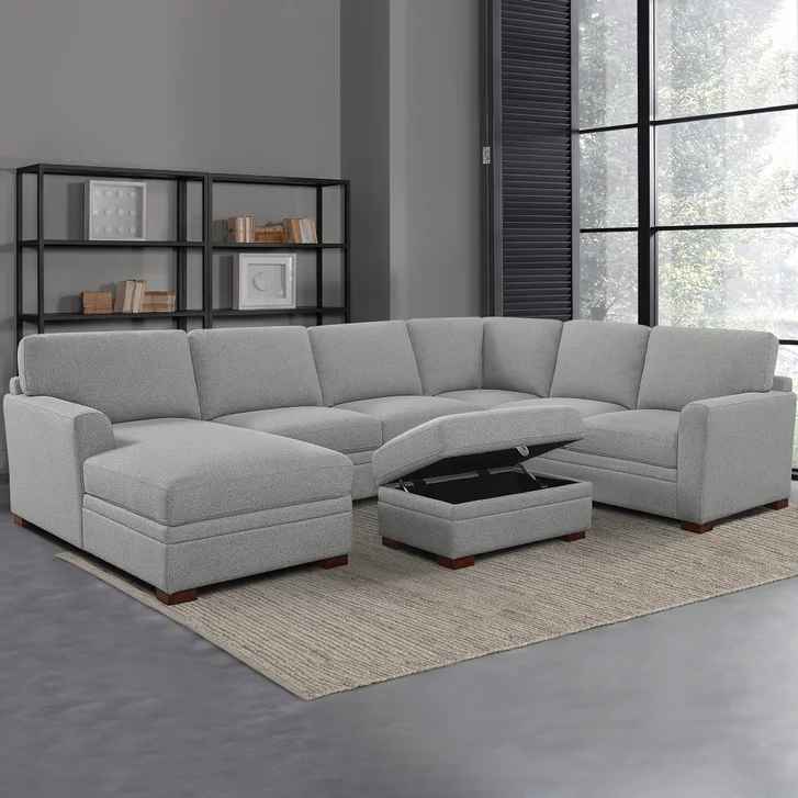 Thomasville Langdon Fabric Sectional with Chaise and Storage Ottoman - Image 3