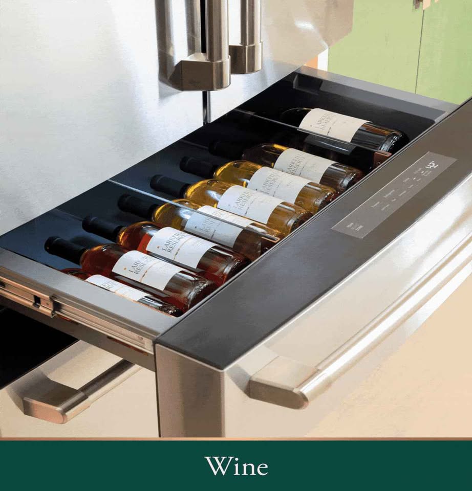 CAFÉ ENERGY STAR 22.3 Cu. Ft. Smart Counter-Depth 4-Door French-Door Refrigerator - Image 4