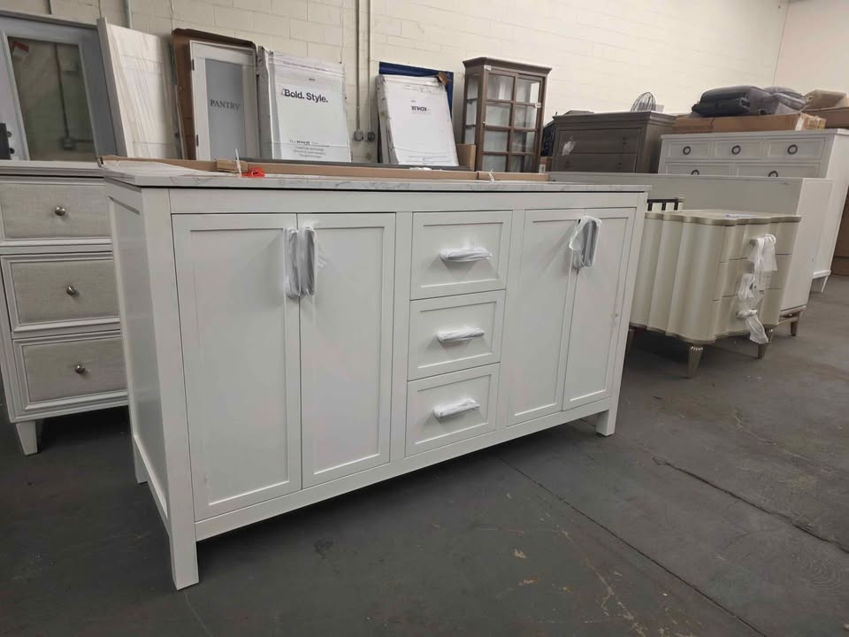 Lenoir 60-in White Undermount Double Sink Bathroom Vanity with White Engineered Marble Top - Image 7
