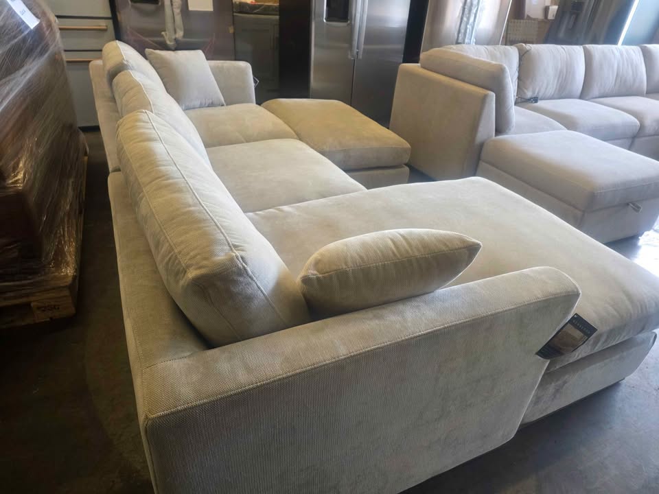 Henredon Caley Reversible Sofa Chaise with Ottoman - Image 10