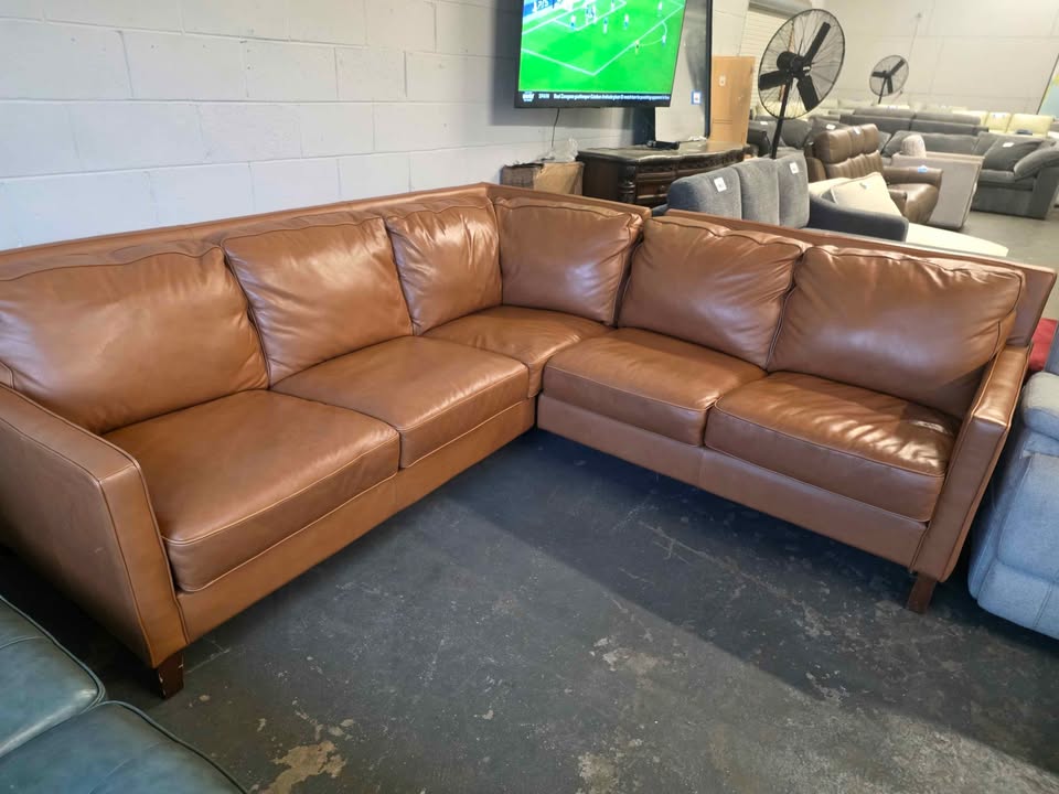 West Park Leather Sectional ( Retails $3700.00 ) - Image 5