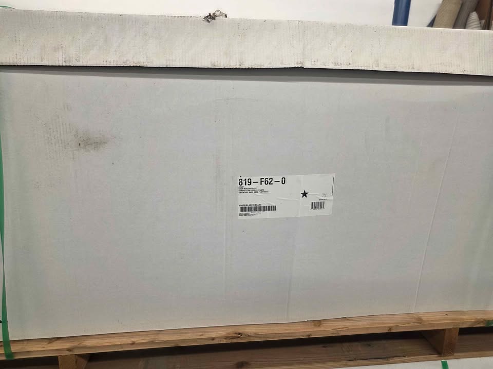 KOHLER Reve 31.5" x 67" White Cast Iron Rectangle Freestanding Bathtub ( Center Drain) - Image 8